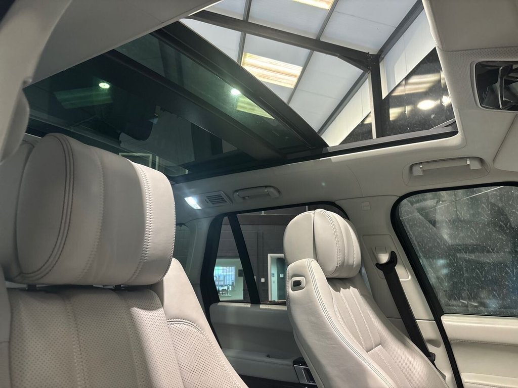 USED 2017 67 LAND ROVER RANGE ROVER 4.4 SD V8 Autobiography SUV 5dr Diesel Auto 4WD Euro 6 (s/s) (339 ps) REAR SCREENS|HUD|WOOD S WHEEL
