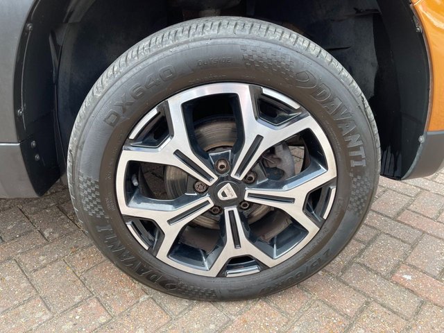 View our DACIA DUSTER