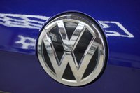 USED 2016 16 VOLKSWAGEN GOLF 2.0 TSI BlueMotion Tech R Estate 5dr Petrol DSG 4MOTION Euro 6 (s/s) (300 ps) EXCELLENT SERVICE HISTORY! 2 KEYS!