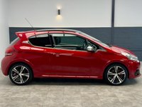 USED 2017 67 PEUGEOT 208 1.6 THP GTi Prestige Hatchback 3dr Petrol Manual Euro 6 (s/s) (208 ps) Fixed Pan Roof / App Connect