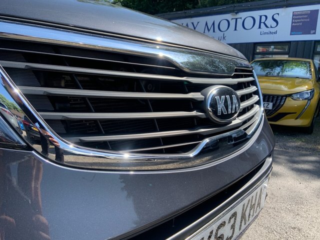 View our KIA SPORTAGE