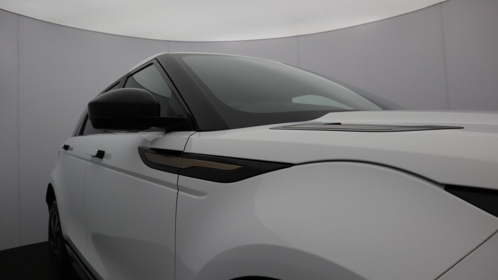 USED 2019 69 LAND ROVER RANGE ROVER EVOQUE 2.0 P200 MHEV R-Dynamic S SUV 5dr Petrol Auto 4WD Euro 6 (s/s) (200 ps) Just One former Keeper, Only 21000 Miles From New. Stunning.