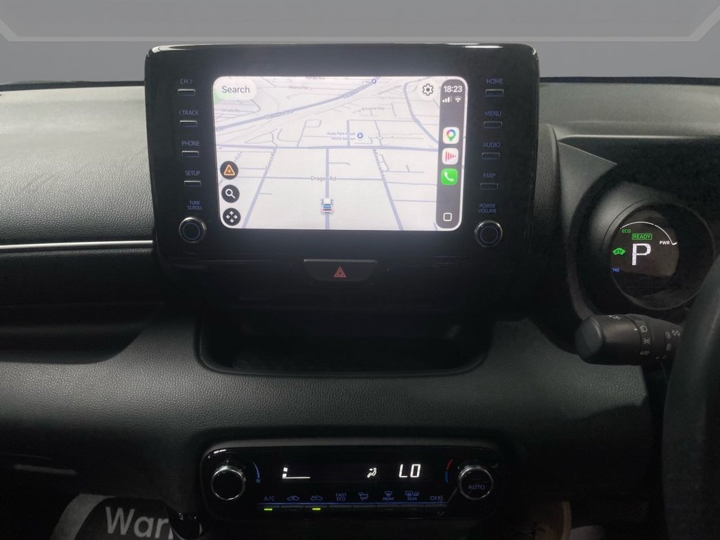 USED 2022 72 TOYOTA YARIS 1.5 VVT-h Design Hatchback 5dr Petrol Hybrid E-CVT Euro 6 (s/s) (116 ps) PAN ROOF+APPLE CARPLAY+R/CAM+XENON