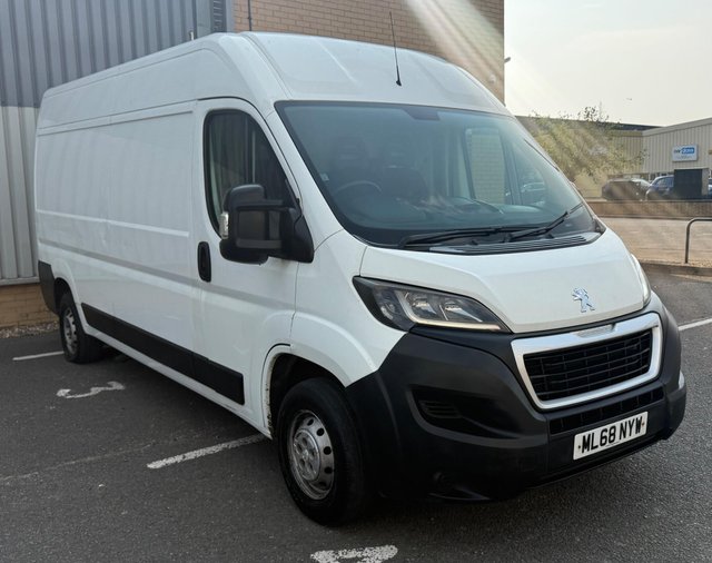 View our PEUGEOT BOXER