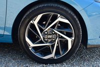 USED 2023 23 HYUNDAI I20 1.0 T-GDi MHEV Premium Hatchback 5dr Petrol Hybrid DCT Euro 6 (s/s) (100 ps) 1 OWNER FROM NEW + LOW MILES + LOWER INSURANCE GROUP!