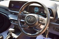 USED 2023 23 HYUNDAI I20 1.0 T-GDi MHEV Premium Hatchback 5dr Petrol Hybrid DCT Euro 6 (s/s) (100 ps) 1 OWNER FROM NEW + LOW MILES + LOWER INSURANCE GROUP!