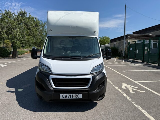 View our PEUGEOT BOXER