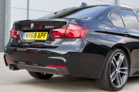USED 2018 68 BMW 3 SERIES 2.0 320i M Sport Shadow Edition Auto Euro 6 (s/s) 4dr PRONAV-H&K-REAR CAMERA- 19'S