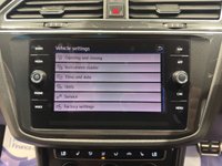 USED 2017 67 VOLKSWAGEN TIGUAN 2.0 TDI R-Line SUV 5dr Diesel DSG 4Motion Euro 6 (s/s) (150 ps) SAT-NAV + PANORAMIC SUNROOF + HEATED SEATS + PARKING SENSORS