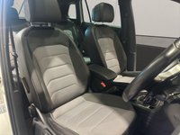 USED 2017 67 VOLKSWAGEN TIGUAN 2.0 TDI R-Line SUV 5dr Diesel DSG 4Motion Euro 6 (s/s) (150 ps) SAT-NAV + PANORAMIC SUNROOF + HEATED SEATS + PARKING SENSORS