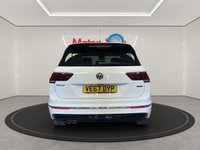 USED 2017 67 VOLKSWAGEN TIGUAN 2.0 TDI R-Line SUV 5dr Diesel DSG 4Motion Euro 6 (s/s) (150 ps) SAT-NAV + PANORAMIC SUNROOF + HEATED SEATS + PARKING SENSORS