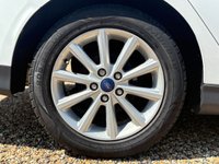 USED 2015 15 FORD FOCUS 1.6 Titanium Estate 5dr Petrol Powershift Euro 6 (125 ps) 