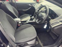 USED 2015 65 FORD FOCUS 1.0T EcoBoost Zetec Hatchback 5dr Petrol Manual Euro 6 (s/s) (100 ps) 10 service stamps &pound;20.00 tax