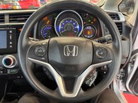 USED 2016 66 HONDA JAZZ 1.3 i-VTEC SE Hatchback 5dr Petrol Manual Euro 6 (s/s) (102 ps) FRONT AND REAR PARKING SENSORS, CRUISE CONTROL WITH SPEED LIMITER, 7 INCH TOUCHSCREEN WITH DAB RADIO, HONDA CONNECT, BLUETOOTH HANDS FREE