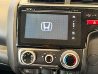 USED 2016 66 HONDA JAZZ 1.3 i-VTEC SE Hatchback 5dr Petrol Manual Euro 6 (s/s) (102 ps) FRONT AND REAR PARKING SENSORS, CRUISE CONTROL WITH SPEED LIMITER, 7 INCH TOUCHSCREEN WITH DAB RADIO, HONDA CONNECT, BLUETOOTH HANDS FREE
