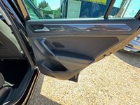 USED 2020 70 VOLKSWAGEN TIGUAN 2.0 TDI SEL SUV 5dr Diesel DSG Euro 6 (s/s) (150 ps) Panoramic Sunroof/ABS