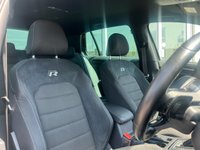 USED 2020 20 VOLKSWAGEN GOLF 2.0 TSI R Hatchback 5dr Petrol DSG 4Motion Euro 6 (s/s) (300 ps) ACC - Adaptive Cruise Control - Apple CrPlay - Nav - Rear Camera