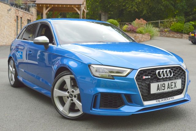 View our AUDI RS3