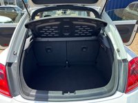 USED 2013 13 VOLKSWAGEN BEETLE 1.6 TDI BlueMotion Tech Design Hatchback 3dr Diesel Manual Euro 5 (s/s) (105 ps) ABS AND AIR CON