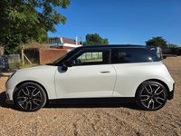 USED 2024 74 MINI ELECTRIC COOPER SE 54.2kWh Sport Hatchback 3dr Electric Auto (218 ps) 