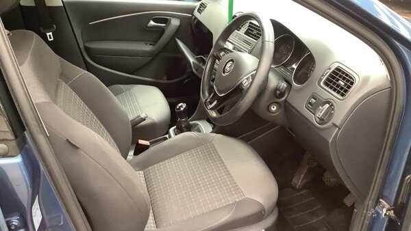 USED 2015 15 VOLKSWAGEN POLO 1.0 BlueMotion Tech SE Hatchback 5dr Petrol Manual Euro 6 (s/s) (60 ps) &pound;ZERO DEPOSIT FINANCE