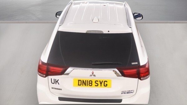 USED 2018 18 MITSUBISHI OUTLANDER 2.0h 12kWh 4h SUV 5dr Petrol Plug-in Hybrid CVT 4WD Euro 6 (s/s) (200 ps) &pound;ZERO DEPOSIT FINANCE