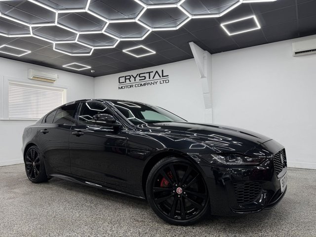 View our Jaguar Xe 2.0 P250i R-Dynamic Black Saloon 4dr Petrol Auto Euro 6 (s/s) (250 ps)