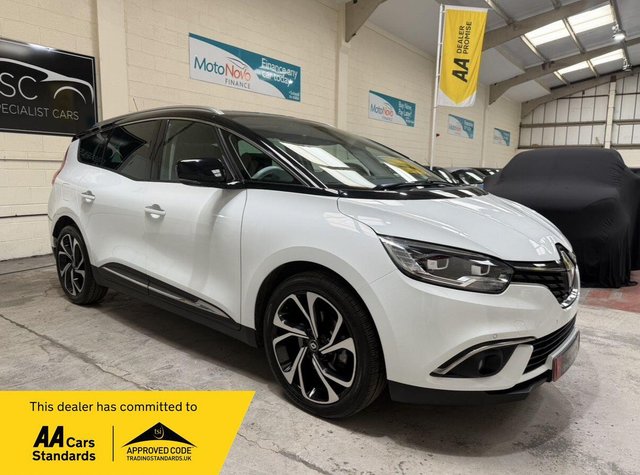 View our Renault Grand Scenic 1.5 dCi Signature Nav MPV 5dr Diesel EDC Euro 6 (s/s) (110 ps)