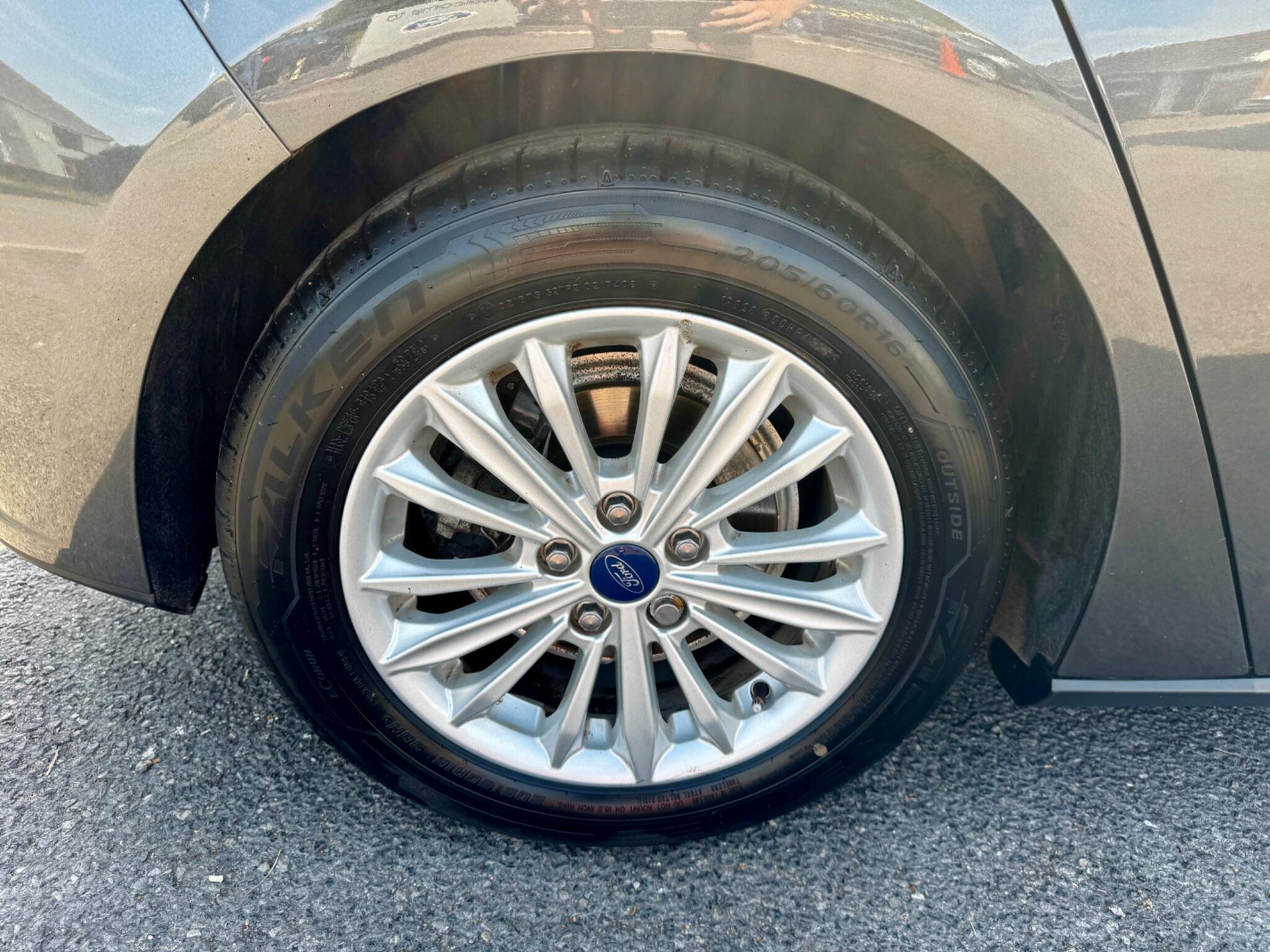 2021 21 FORD FOCUS