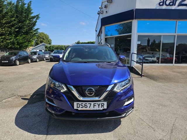 View our NISSAN QASHQAI
