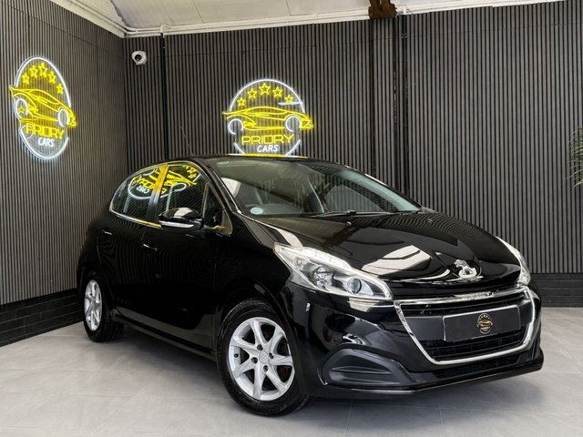 View our PEUGEOT 208