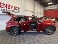 USED 2021 70 MERCEDES-BENZ GLC 2.0 GLC300d AMG Line (Premium Plus) SUV 5dr Diesel G-Tronic+ 4MATIC Euro 6 (s/s) (245 ps) 360 CAM+ADAPTIVE LIGHTS+CARPLAY
