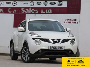 2016 NISSAN JUKE