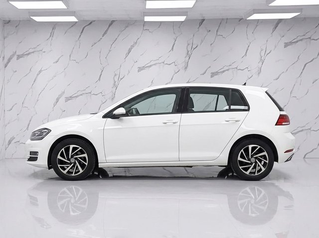 View our VOLKSWAGEN GOLF