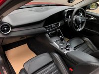 USED 2019 19 ALFA ROMEO GIULIA 2.0T Veloce Saloon 4dr Petrol Auto Euro 6 (s/s) (280 ps) 19" LIGHTENED ALLOY WHEELS