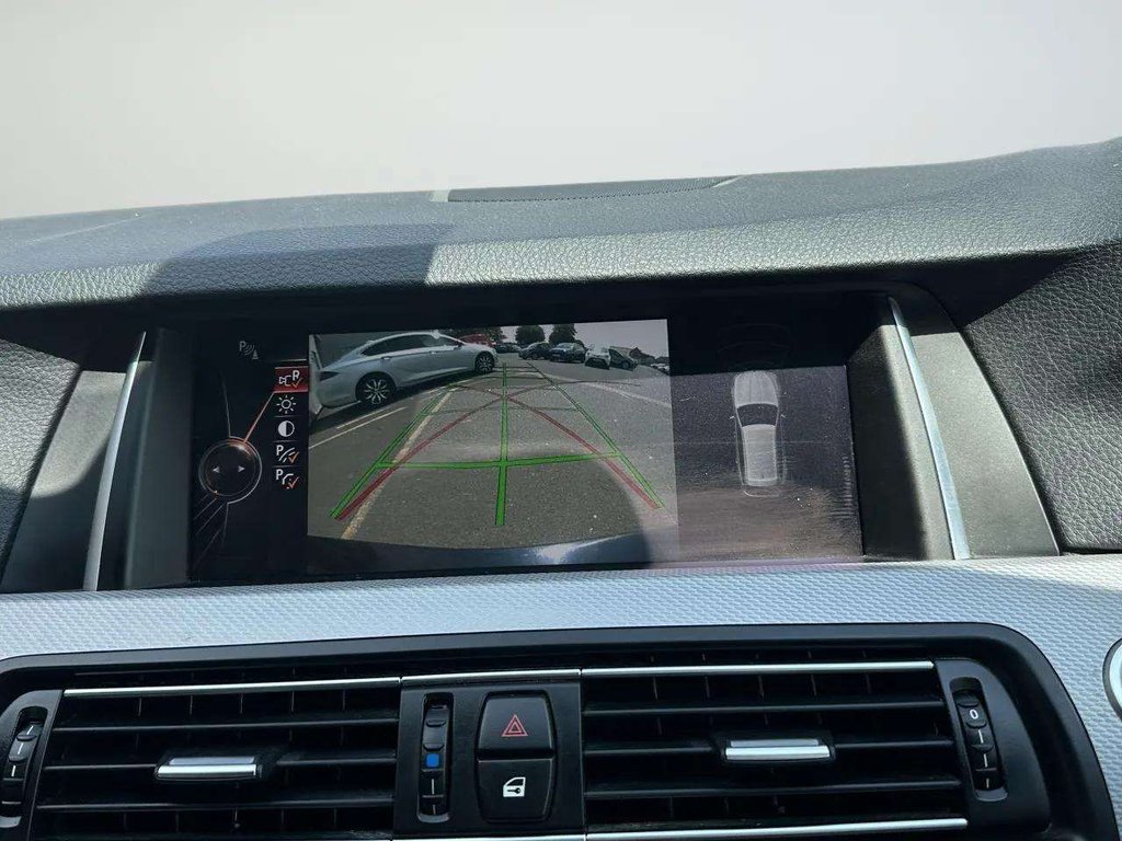 2016 BMW 5 Series — image 11