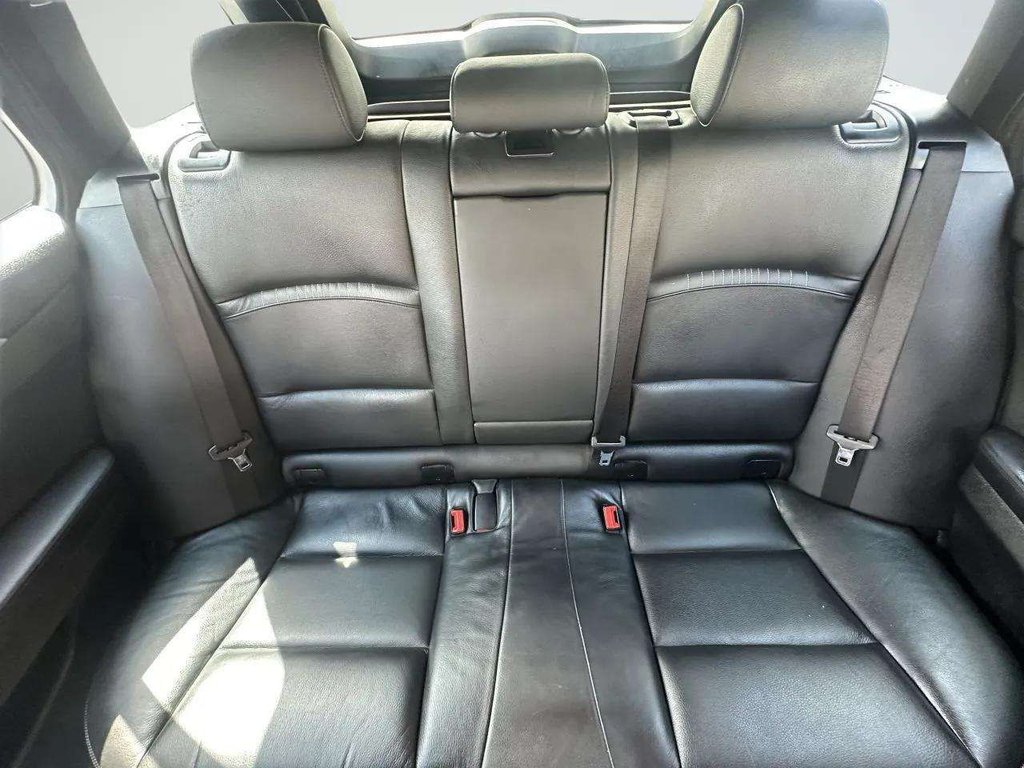 2016 BMW 5 Series — image 9
