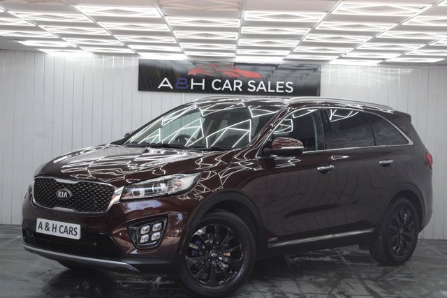 View our KIA SORENTO