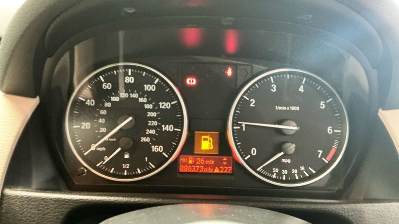 2013 BMW X1 in silver — photo 8 of 12