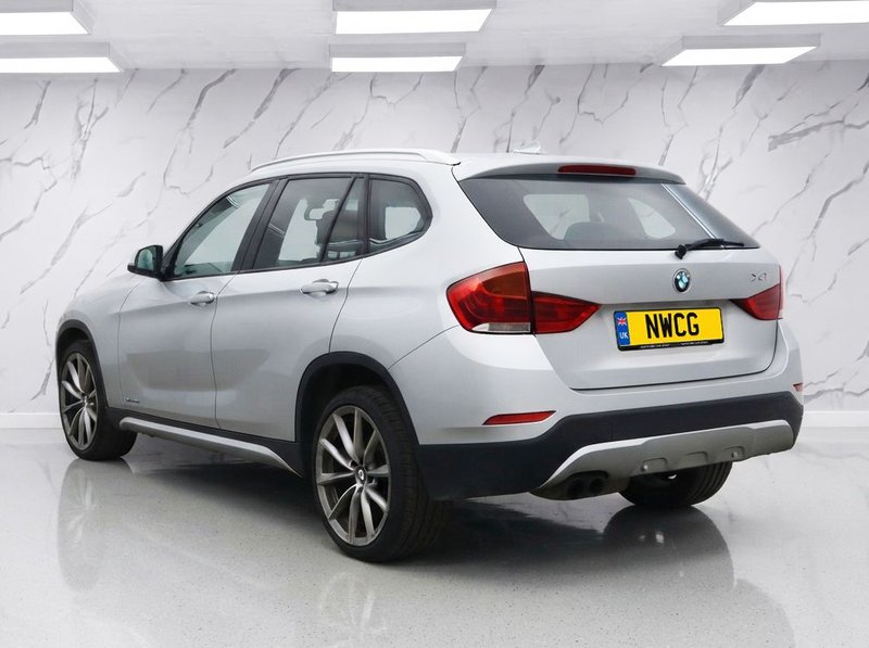 2013 BMW X1 in silver — photo 3 of 12