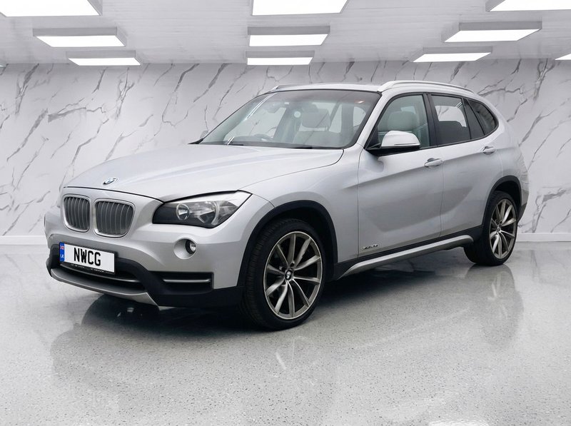 2013 BMW X1 in silver — photo 2 of 12
