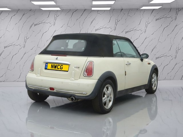 View our MINI CONVERTIBLE