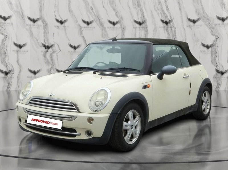 2008 MINI Convertible in white — photo 3 of 14