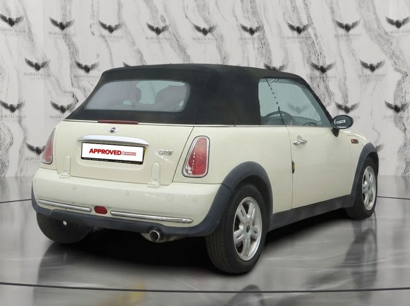 2008 MINI Convertible in white — photo 6 of 14