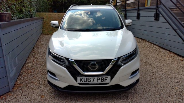 View our NISSAN QASHQAI