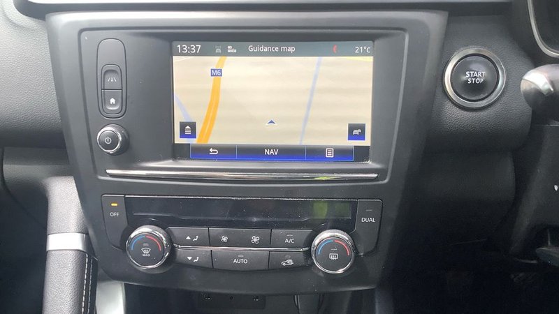 2018 Renault Kadjar in black — photo 6 of 10