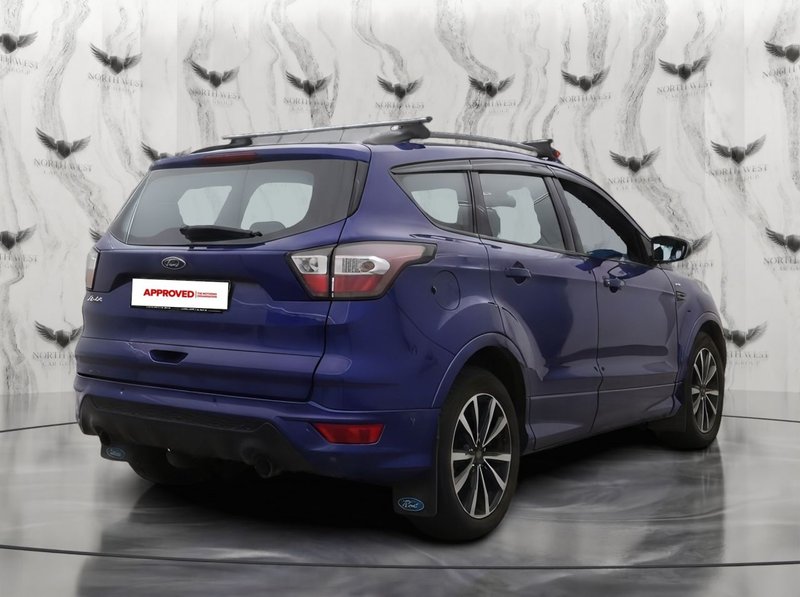 2017 Ford Kuga in blue — photo 6 of 13