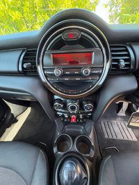 USED 2014 64 MINI HATCH 1.2 One Hatchback 3dr Petrol Manual Euro 6 (s/s) (102 ps) Parking sensors. ULEZ