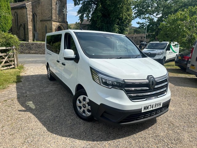 View our RENAULT TRAFIC