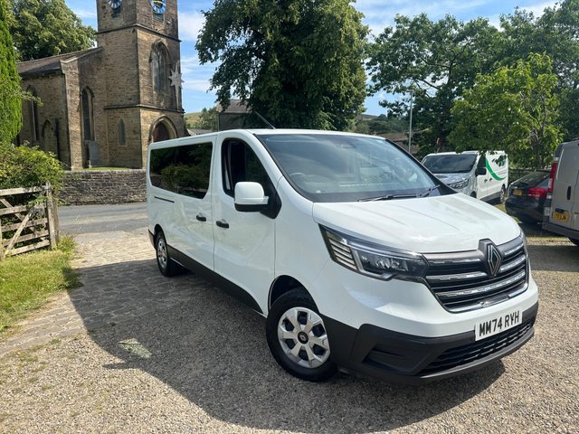 View our RENAULT TRAFIC